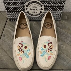 DRIVER CLUB USA Nashville Embroidered Loafer (Women), size 9